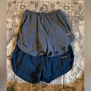 Men’s running shorts